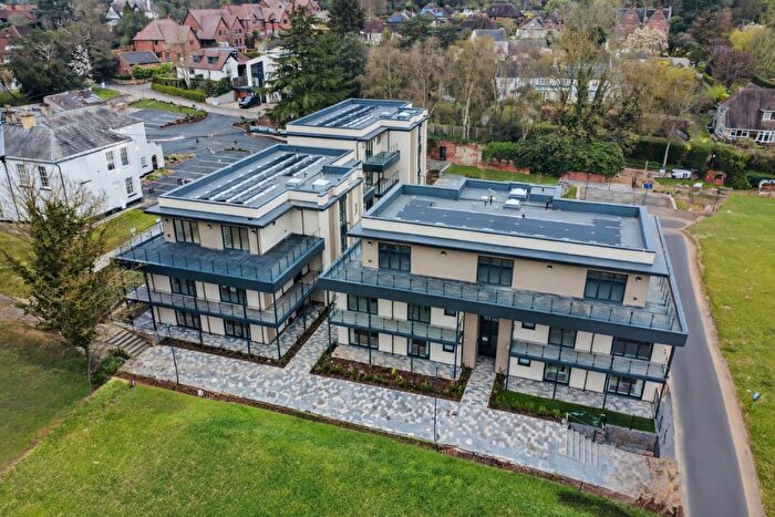 2 Bedroom Apartment For Sale In Baxter Green, Bramcote, Nottingham, NG9