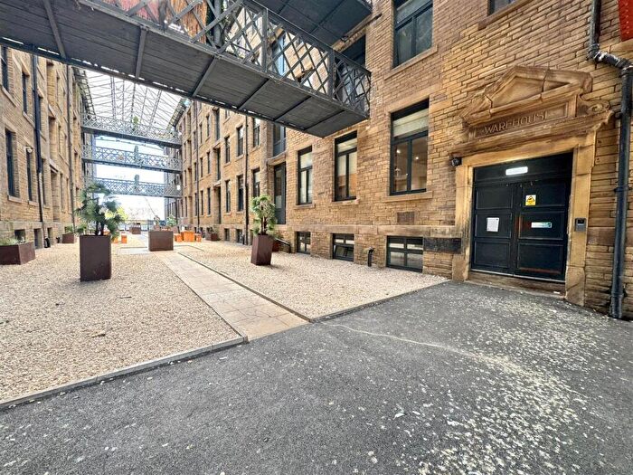 1 Bedroom Apartment To Rent In Conditioning House, Cape Street, Bradford, BD1