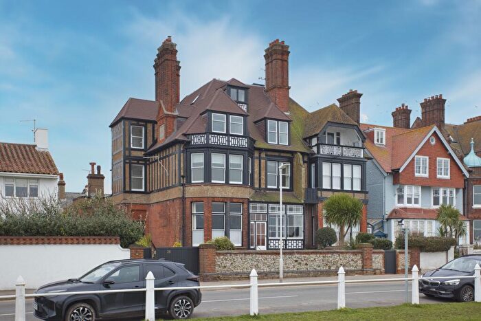 2 Bedroom Flat For Sale In The Beach, Walmer, Deal, CT14