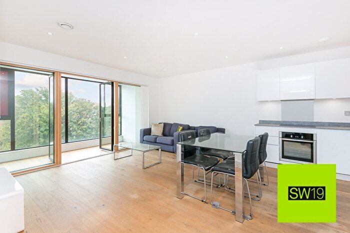 2 Bedroom Flat For Sale In Cavendish Road, London, SW19