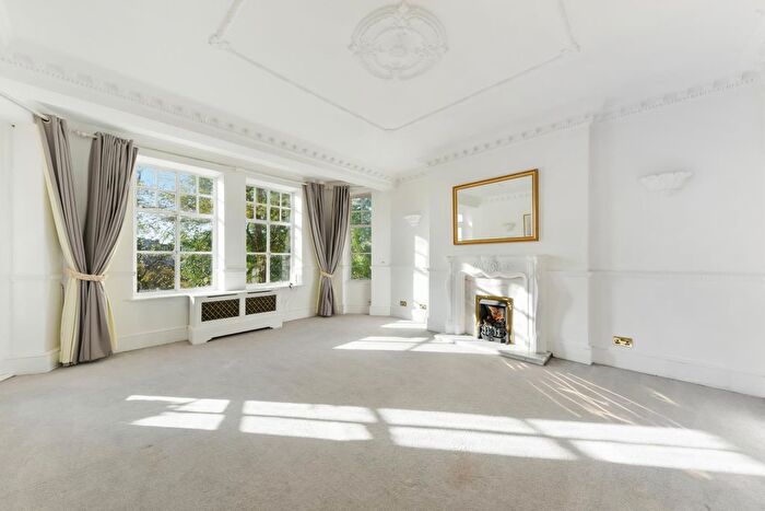 3 Bedroom Flat To Rent In Clive Court, Maida Vale, London, W9