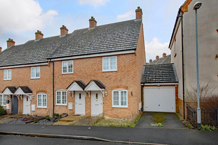 2 Bedroom Terraced House For Sale In Savernake Drive, Little Stanion, NN18