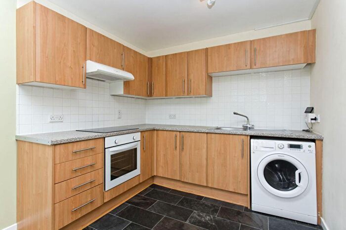 2 Bedroom Flat For Sale In Flat Glen Lednock Drive, Craigmarloch View, Cumbernauld, G68