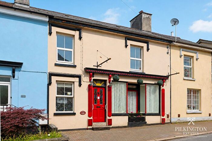 5 Bedroom Terraced House For Sale In Newbridge Hill, Gunnislake, Cornwall, PL18