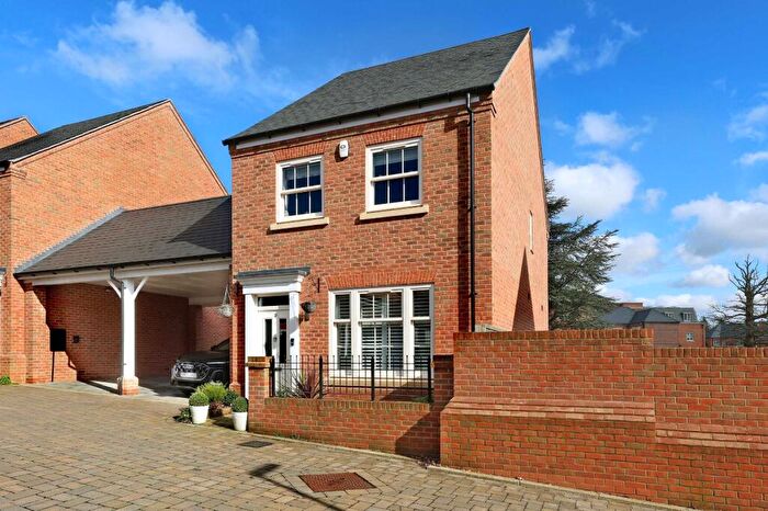 3 Bedroom Detached House For Sale In Bagley Street, Wilton Park, Beaconsfield, Buckinghamshire, HP9