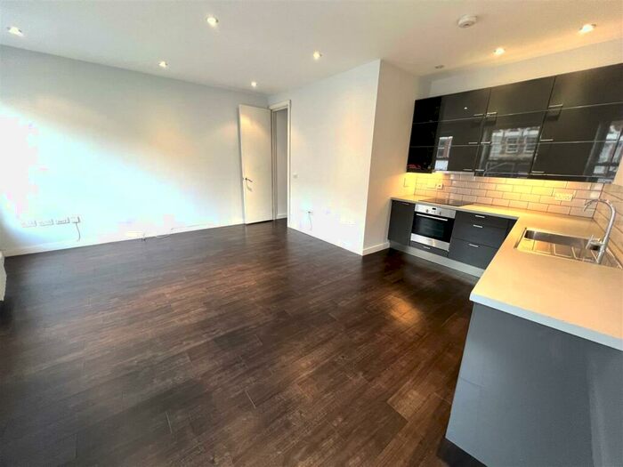 1 Bedroom Apartment To Rent In Tottenham Lane, London, N8