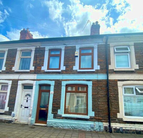 2 Bedroom House To Rent In Treharris Street, Cardiff, CF24
