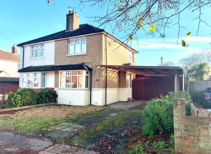 3 Bedroom Semi-Detached House To Rent In Eastleigh, SO50