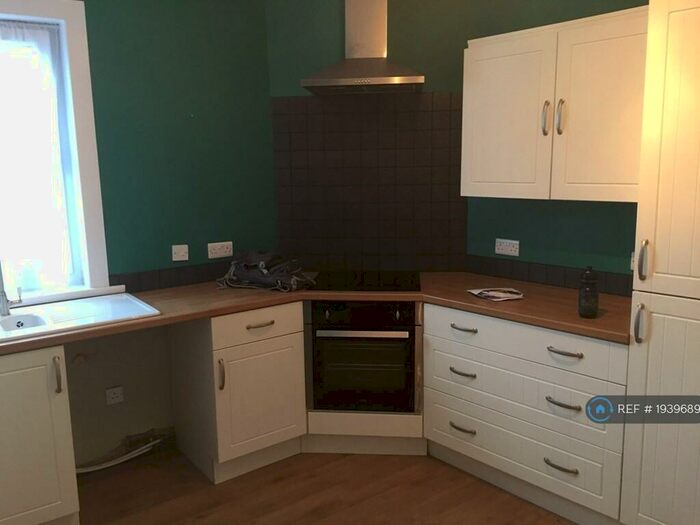 1 Bedroom Flat To Rent In Okehampton Road, Exeter, EX4