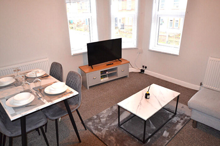 2 Bedroom Apartment To Rent In Bramford Road, Ipswich, Suffolk, IP1