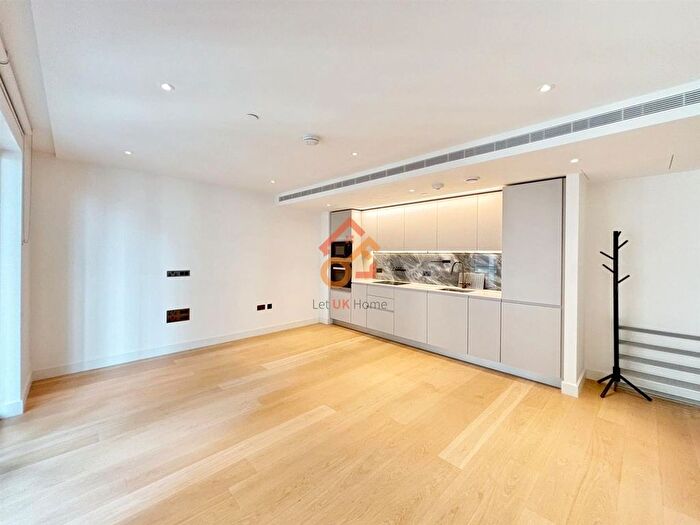 1 Bedroom Flat To Rent In Bowery Apartments, Fountain Park Way, London, W12