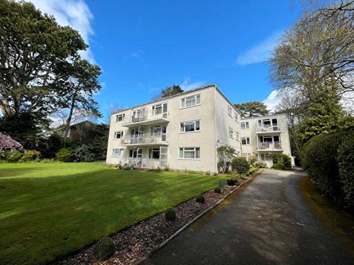 3 Bedroom Flat To Rent In Portarlington Road, Bournemouth, BH4