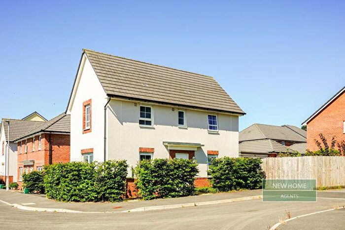 3 Bedroom Detached House For Sale In Barrabill Way, Launceston, PL15