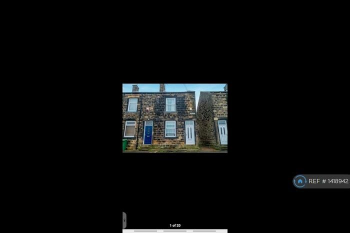 2 Bedroom End Of Terrace House To Rent In Lords Buildings, Leeds, LS27