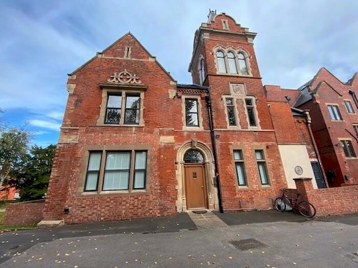 2 Bedroom Apartment To Rent In Marlborough Hall, Mapperley Park, NG3