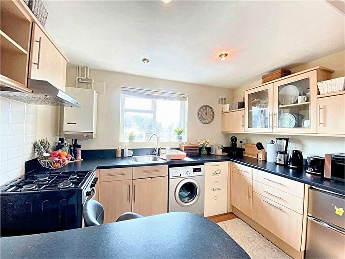1 Bedroom Flat To Rent In Cowley Road, Uxbridge, UB8
