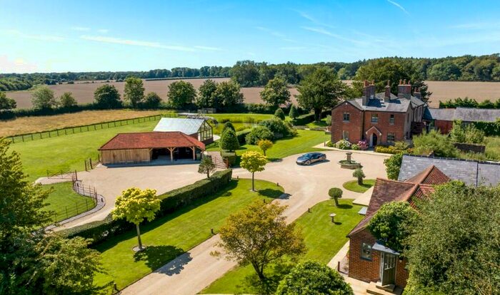 5 Bedroom Farm House To Rent In Swyncombe, RG9