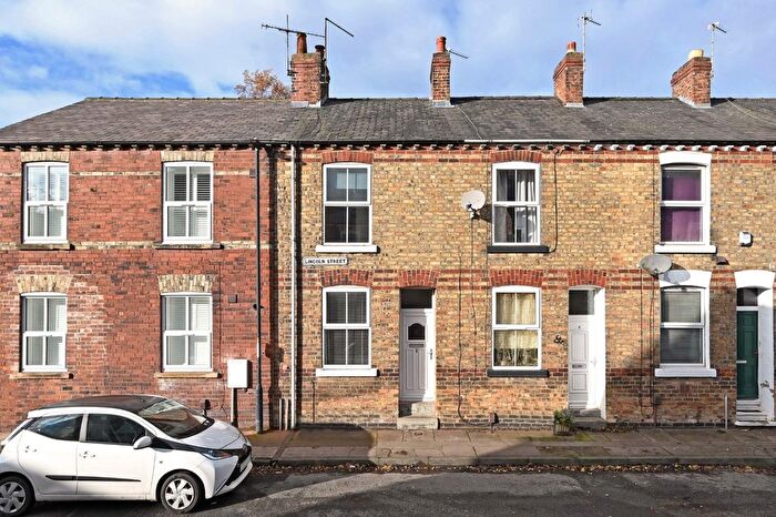 2 Bedroom Terraced House To Rent In Lincoln Street, Leeman Road, York, YO26