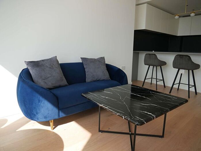 1 Bedroom Flat To Rent In Marsh Wall, E14