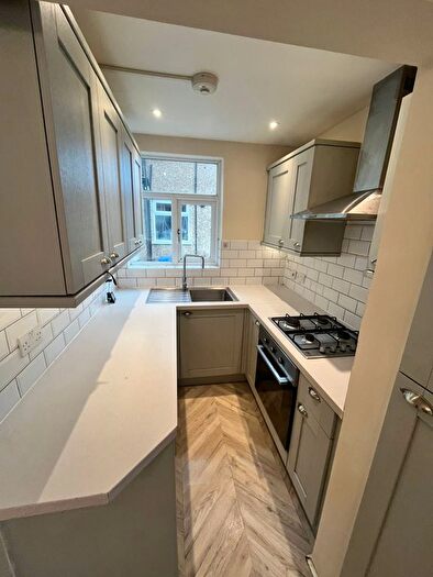 2 Bedroom Maisonette To Rent In Eversley Avenue, Bexleyheath, DA7