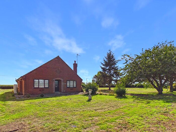 2 Bedroom Detached Bungalow For Sale In The Drove, Barroway Drove, Downham Market, PE38