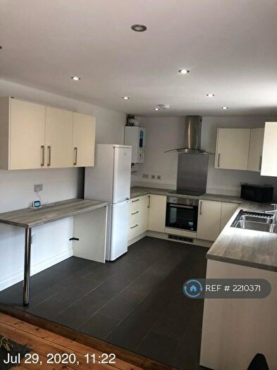 4 Bedroom Terraced House To Rent In Forest Road East, Nottingham, NG1