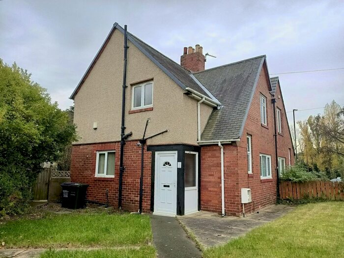 3 Bedroom Semi-Detached House To Rent In Holystone Crescent, High Heaton, Newcastle Upon Tyne, NE7