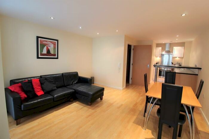 1 Bedroom Apartment To Rent In Bonaire, City Island, Gotts Road, LS12