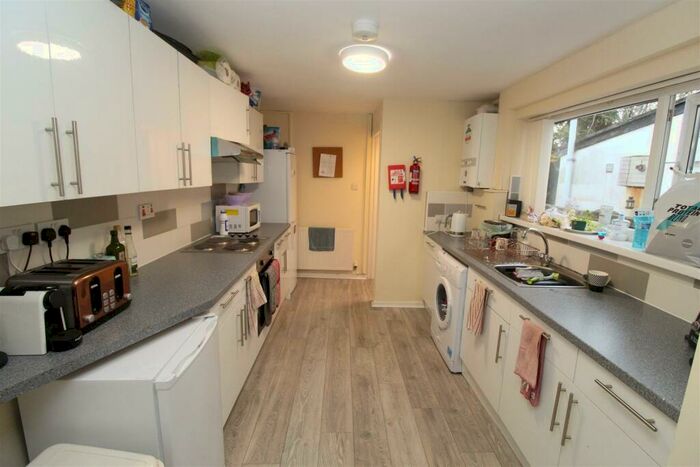 4 Bedroom House To Rent In Rhymney Street, Cathays, Cardiff, CF24
