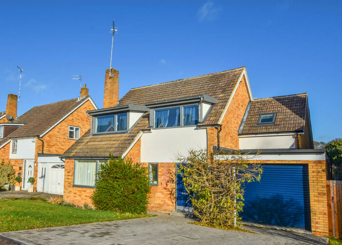 4 Bedroom Detached House To Rent In Rib Vale, Hertford, SG14
