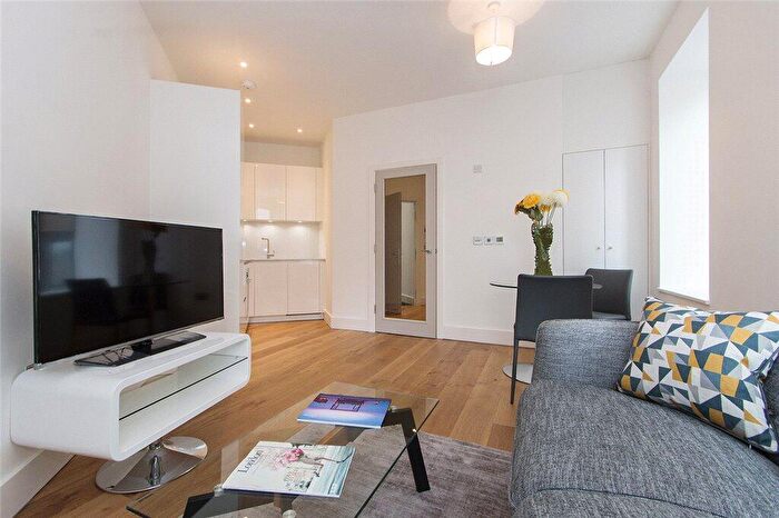 1 Bedroom Apartment To Rent In Wadding Street, London, SE17