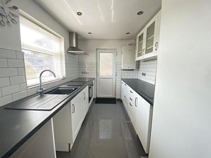 2 Bedroom Bungalow To Rent In Darley Abbey Drive, Darley Abbey, Derby, DE22