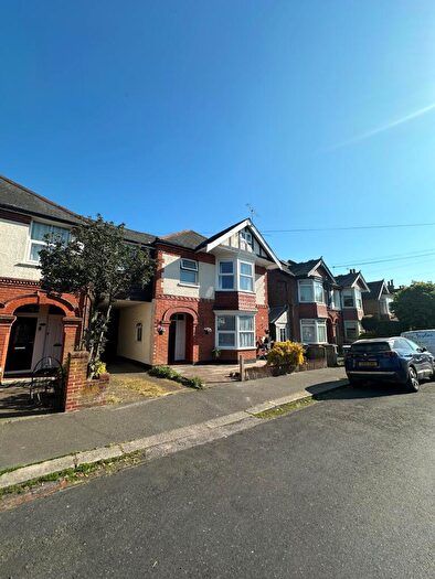 1 Bedroom Flat To Rent In Annandale Avenue, PO21