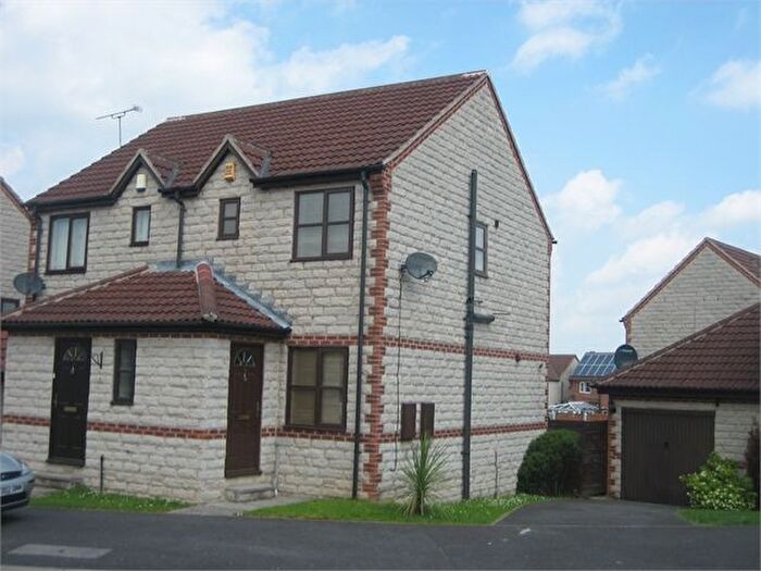 2 Bedroom Semi-Detached House To Rent In Highridge Close, Conisbrough, Doncaster, DN12