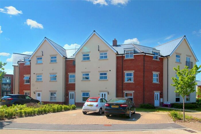 1 Bedroom Flat For Sale In Heddle Road, Andover, Hampshire, SP11