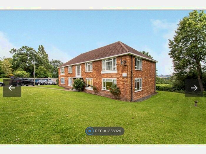 2 Bedroom Flat To Rent In Sunnyhill Court, Hendon, NW4