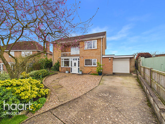 3 Bedroom Detached House For Sale In Cherry Tree Lane, Nettleham, LN2