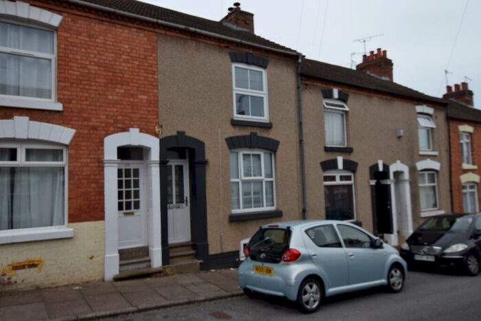 3 Bedroom Terraced House To Rent In Gordon Street, Semilong, Northampton, NN2