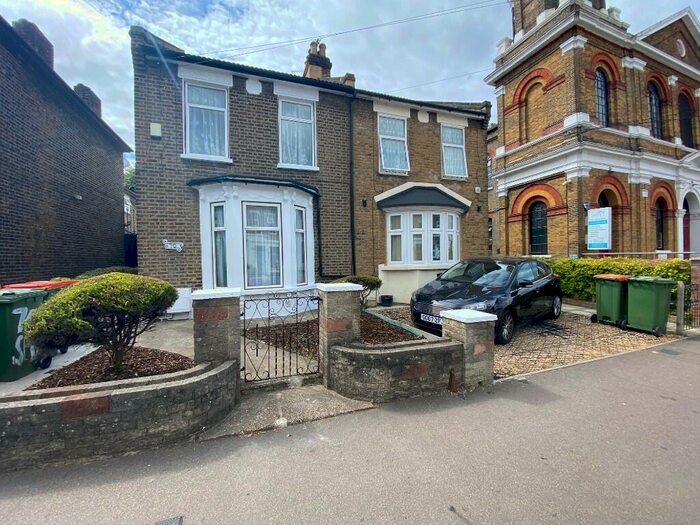 2 Bedroom Ground Flat To Rent In Sebert Road, London, E7