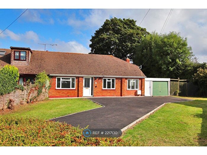 3 Bedroom Bungalow To Rent In Green Way, Hartley, Longfield, DA3
