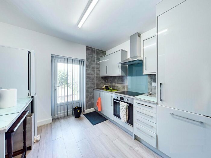 3 Bedroom Maisonette To Rent In Hove Street, Hove, East Sussex, BN3