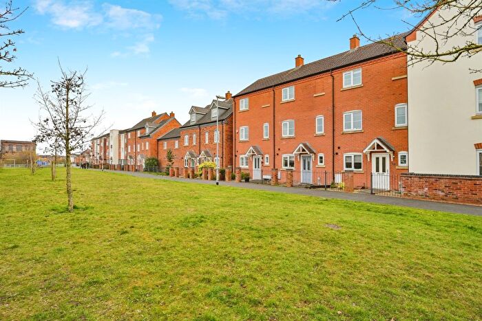 3 Bedroom Terraced House For Sale In Agincourt Road, Lichfield, WS14