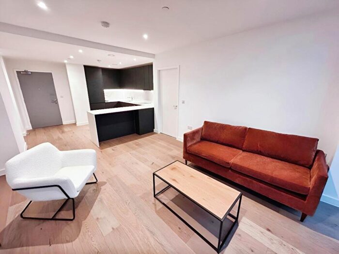 2 Bedroom Apartment To Rent In Viadux, Deansgate, M1