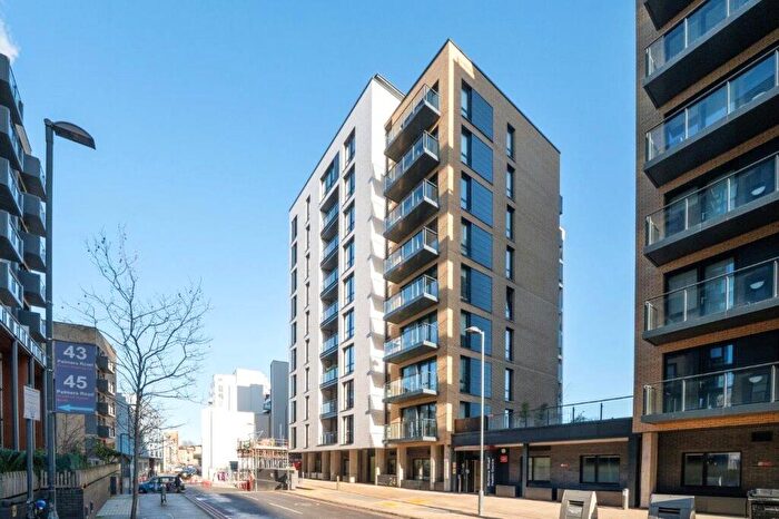 2 Bedroom Flat To Rent In Titanium Point, Palmers Road, London, E2