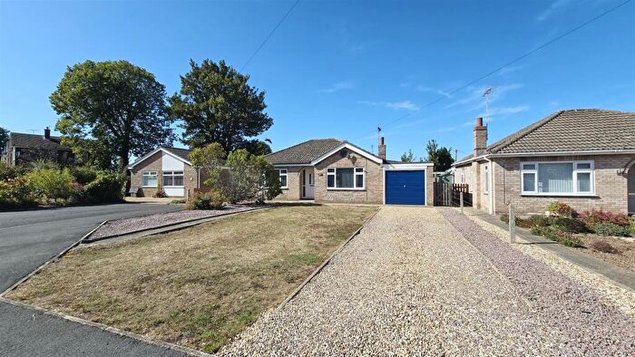2 Bedroom Detached Bungalow For Sale In St. Marys Gardens, Long Sutton, PE12