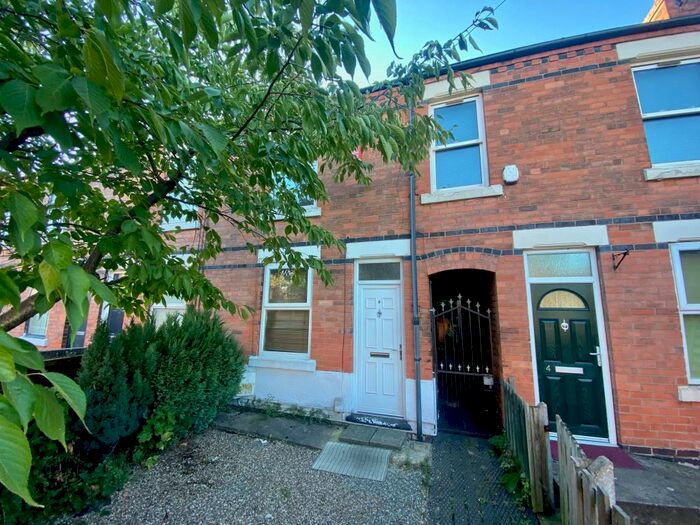 2 Bedroom Terraced House To Rent In Whittier Road, Nottingham, NG2