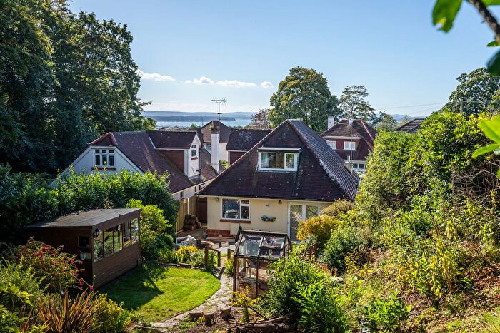 3 Bedroom Chalet For Sale In Glen Road, Lower Parkstone, BH14