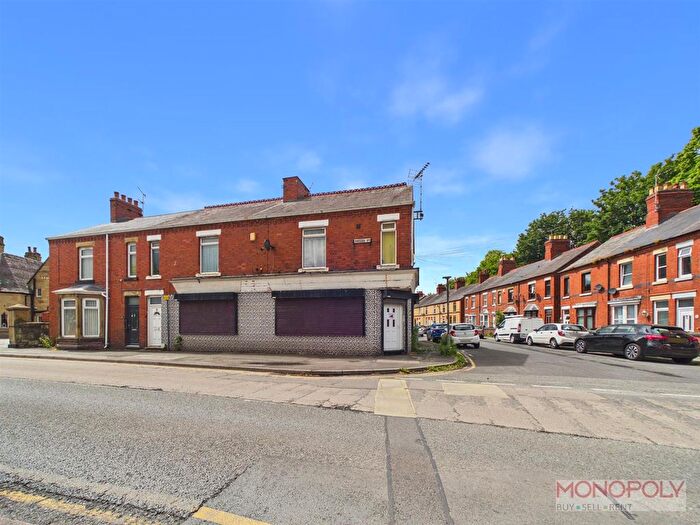 2 Bedroom Property For Sale In Rhosddu Road, Wrexham, LL11