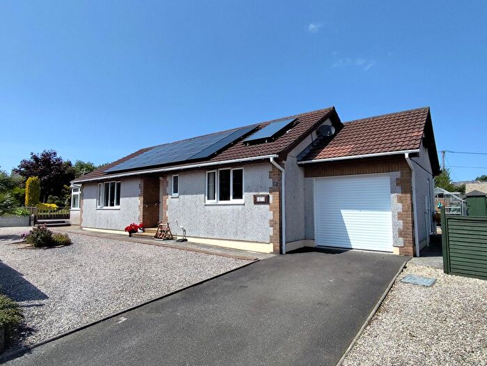 2 Bedroom Detached Bungalow For Sale In Trethiggey Crescent, Quintrell Downs, TR8