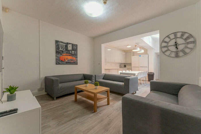 8 Bedroom Terraced House To Rent In Tiverton Road, Selly Oak - Student Property, B29